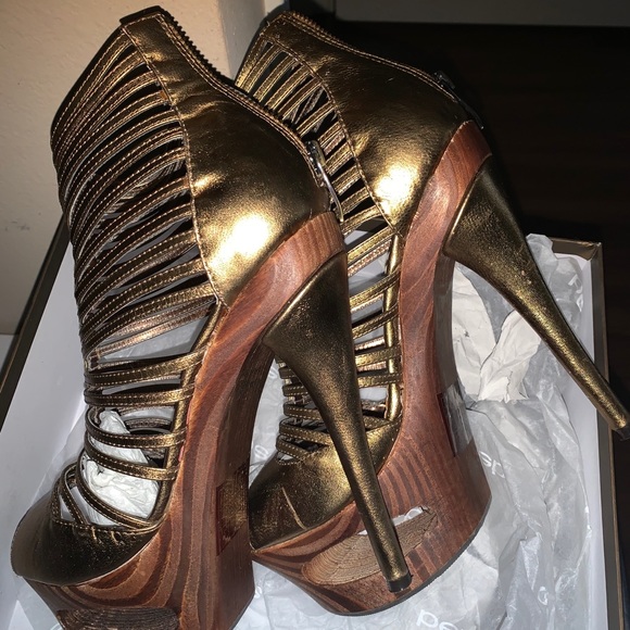 Strap up - Picture 2 of 4